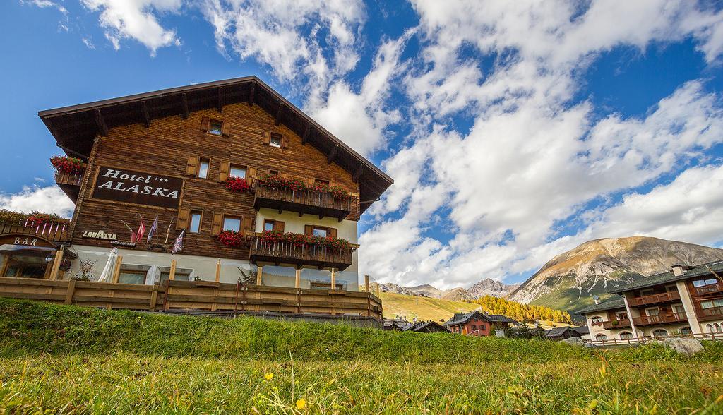 Hotel Alaska Ливиньо Екстериор снимка