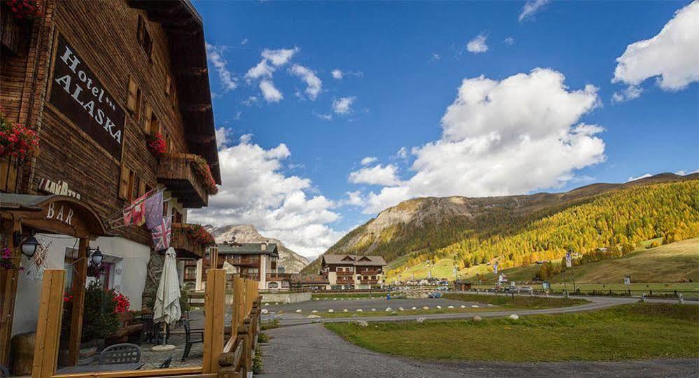 Hotel Alaska Ливиньо Екстериор снимка
