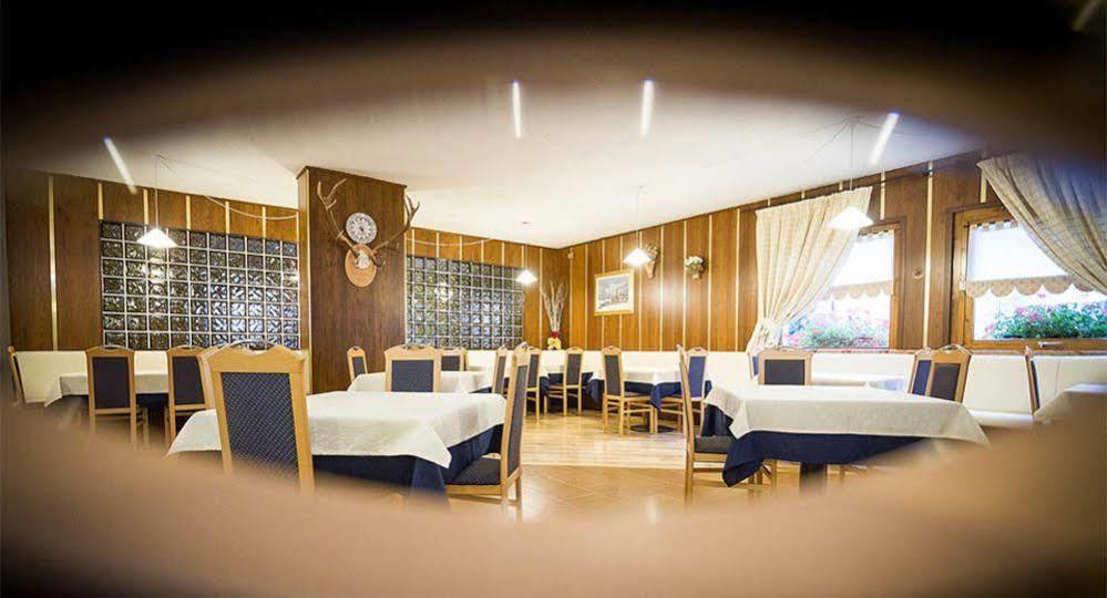 Hotel Alaska Ливиньо Екстериор снимка