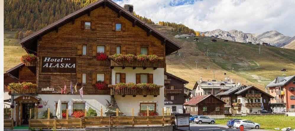 Hotel Alaska Ливиньо Екстериор снимка